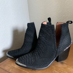 Jeffrey Campbell Black ankle booties